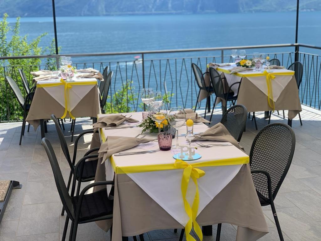 Hotel Alla Noce Limone sul Garda Eksteriør bilde